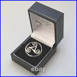 A vintage 925 solid silver Scottish Celtic Brooch gift boxed 4g C. 20thC