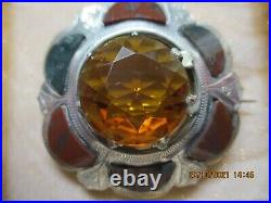 ANTIQUE STERLING SILVER, SCOTTISH BROOCH and CITRINE + AGATES, ROUND. 5 CM