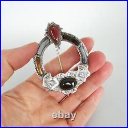 Antique VICTORIAN Sterling Silver SCOTTISH CELTIC AGATE HUNTERSTON Style BROOCH