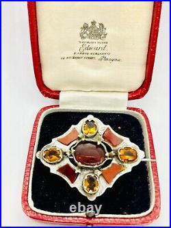 Antique Victorian Scottish Carnelian Agate & Citrine Pebble Brooch c. 1850, 7.6g