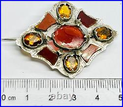 Antique Victorian Scottish Carnelian Agate & Citrine Pebble Brooch c. 1850, 7.6g