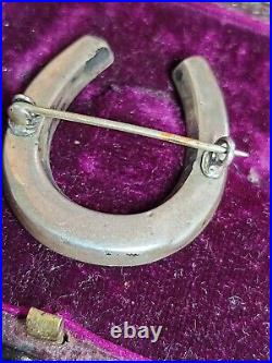 Antique Victorian c1860 Silver Scottish Montrose Agate Horse Shoe Brooch Pin