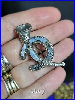 Antique Victorian c1860 Silver Scottish Montrose Agate Hunting Horn Brooch Pin