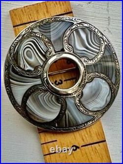 Antique Victorian round Montrose Scottish agate & silver brooch. Fab condition