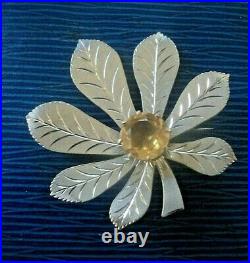 Attractive Vintage IONA Scottish Sterling Silver & Citrine Floral Brooch c. 1970s