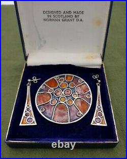 NORMAN GRANT SCOTTISH SILVER MODERNIST ORANGE ENAMEL BROOCH PENDANT EARRINGS 60s