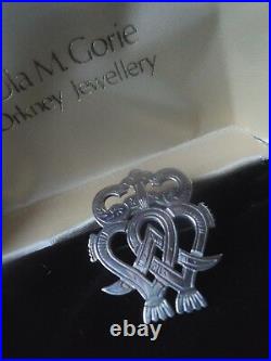 Orkney Sterling Silver Scottish Luckenbooth Brooch c. 1980s + box Ola Gorie