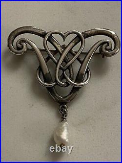 Rare Sterling Silver Scottish Ola Maria Gorie OMG Brooch Double Hearts With Pearl