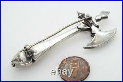 STRIKING ANTIQUE VICTORIAN SCOTTISH SILVER & AGATE AXE SHAPED BROOCH c1880