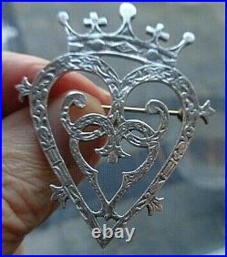 Scottish IONA Stg. Silver Luckenbooth Sweetheart Brooch Celtic Arts h/m 1975