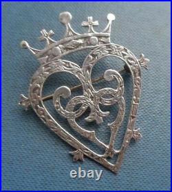 Scottish IONA Stg. Silver Luckenbooth Sweetheart Brooch Dawson Bowman 1970 Edin