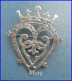 Scottish IONA Stg. Silver Luckenbooth Sweetheart Brooch Dawson Bowman 1970 Edin