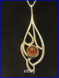 Scottish Sterling Silver & Banded Agate Pendant H/M Edinburgh 1975 Ola Gorge