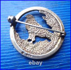 Scottish Sterling Silver OSPREY Brooch Malcolm Gray of Ortak h/m 1987 Orkney