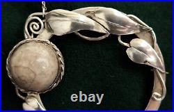 Scottish silver. Art Nouveau and agate brooch. Irene Bruce Laing Edinburgh 1948