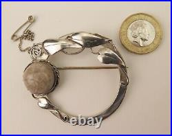 Scottish silver. Art Nouveau and agate brooch. Irene Bruce Laing Edinburgh 1948