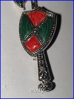 Scottish silver brooch battleaxe and shield excellent condition