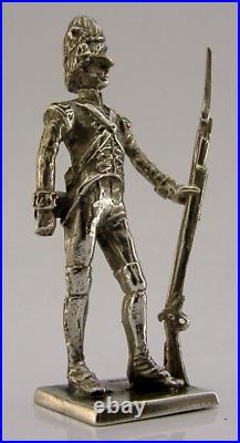 Solid Cast Sterling Silver Soldier Scots Guards Fusiliers Figure 1978 Military