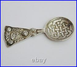 Sterling solid silver Scottish Provincial caddy spoon C. A / G. A celtic IONA