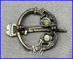 VTG Scottish MacNaughton Tartan Frame Sterling Silver Bagpipe Player Pin Brooch