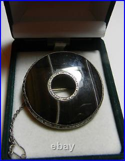 Victorian British Scottish Celtic Banded Agate Targe Sterling Silver Brooch G2