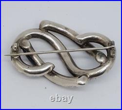 Victorian Scottish Silver knot with Banded Agate Brooch Cloak Pin