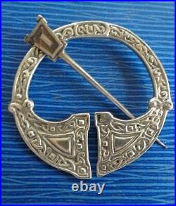 Vintage Stg Silver Scottish Iona Celtic Brooch Shipton & Co h/m 1937 Edinburgh
