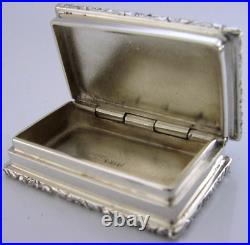 Wonderful Sterling Silver Edinburgh Castle Top Snuff Box 1992 Scottish Mint